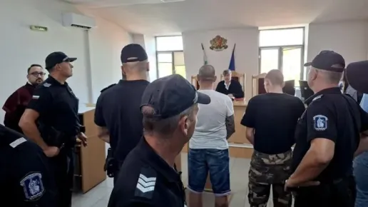 Експерти за “Кръв и чест”: Радикалните групи запълват емоционалната празнота у младите