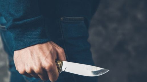 Сириец е намушкал с нож двете момчета пред НДК