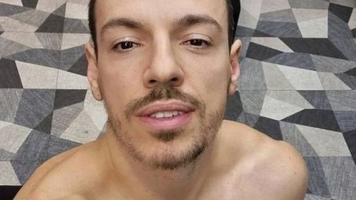Болен извратеняк! Даниел Петканов се възбуждал, че обезчестява жени в леглото на Глория, в същите чаршафи, заснемал го с камера, а после им хвърлял по стотачка, за да мълчат