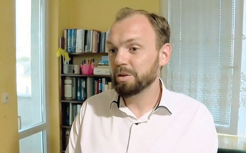 Заместникът на Тагарев Мустафа Емин подаде оставка