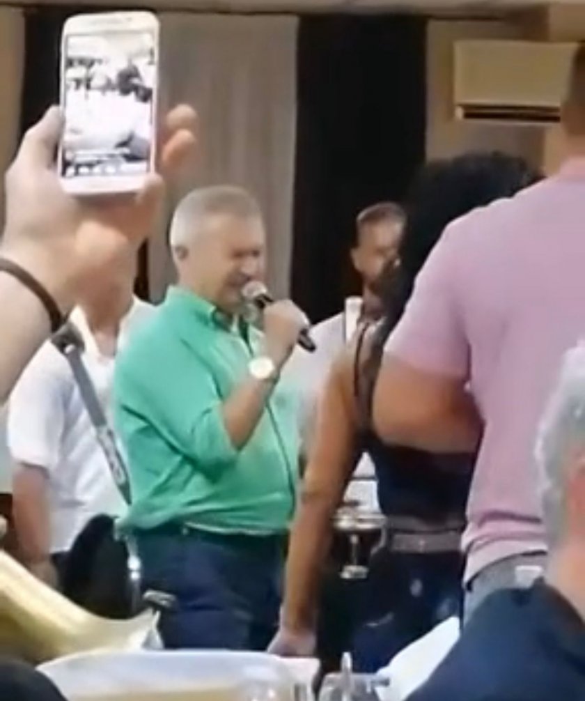 Кметът на Монтана се оказа фолк дива! Бил фен на Слави и едрогърдите гюбетчийки (ВИДЕО)