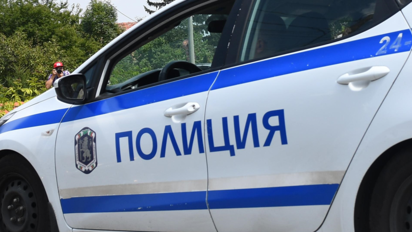 Криминалисти с бомба, това ли е убиецът на Алексей Петров?