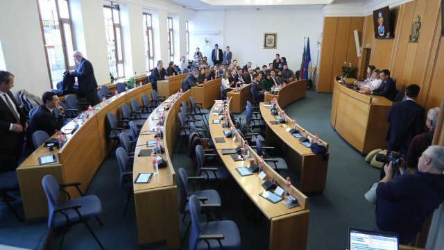 отново балотаж избор председател сос