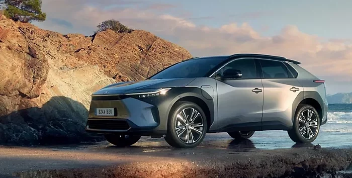 toyota разшири гамата land cruiser две версии