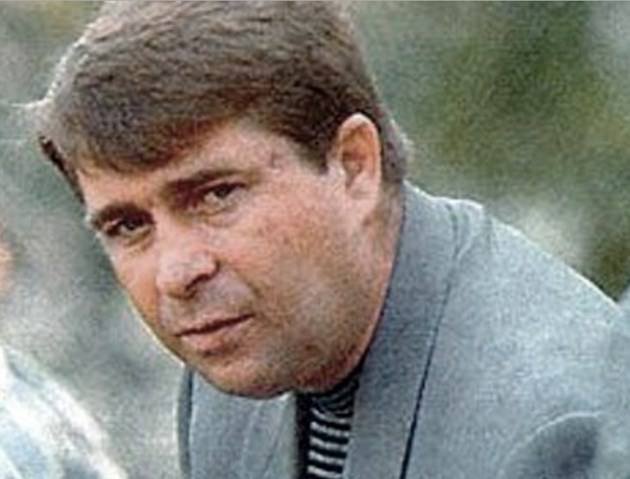 завръщат мутренските години спомним ъндърграунд героя митко маймуняка