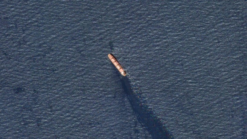 кораб призрак носи червено море