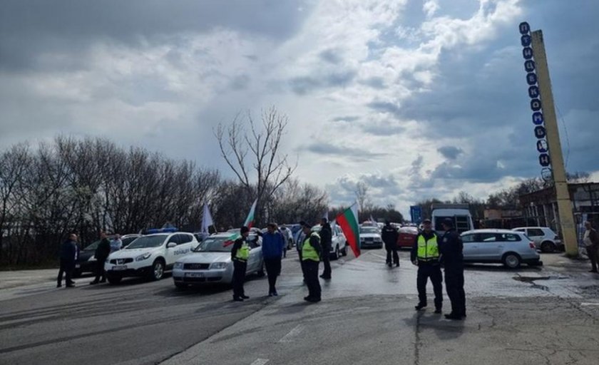 bdquoминьори енергетици заедноldquo блокираха движението пътни артерии старозагорско