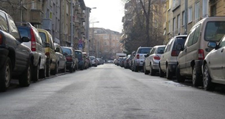 столични жители искат платени паркоместа общината иска вземе парите