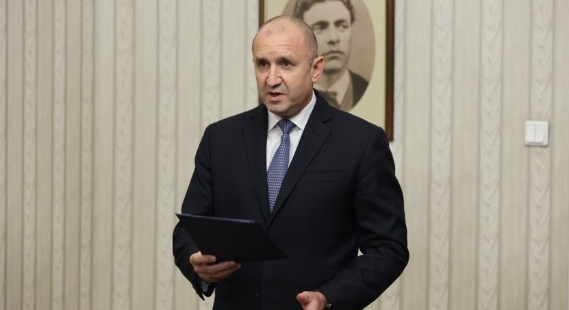 радев започвам разговори всички възможни кандидати служебен премиер