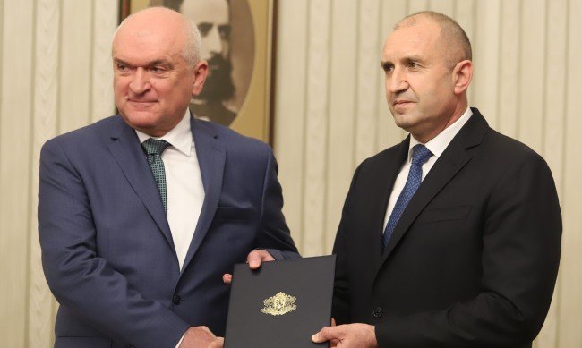 министри оставка гледат служебния кабинет