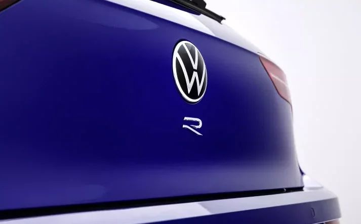 volkswagen превръща самостоятелна марка