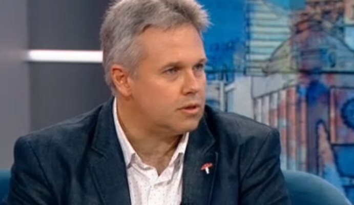александър йоловски паралелна структура власт опитва управлява извън