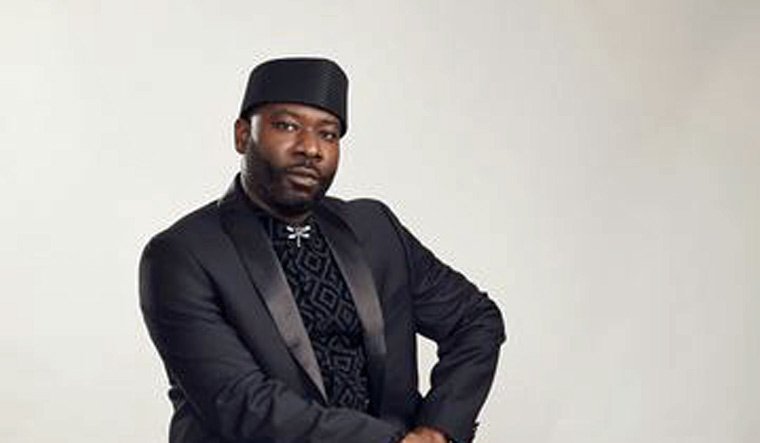 ldquowarner brosrdquo разработва филм първия ldquoчерен самурайrdquo