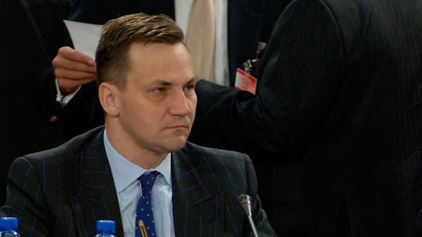 външният министър полша страната желае възможно добри отношения америка независимо власт