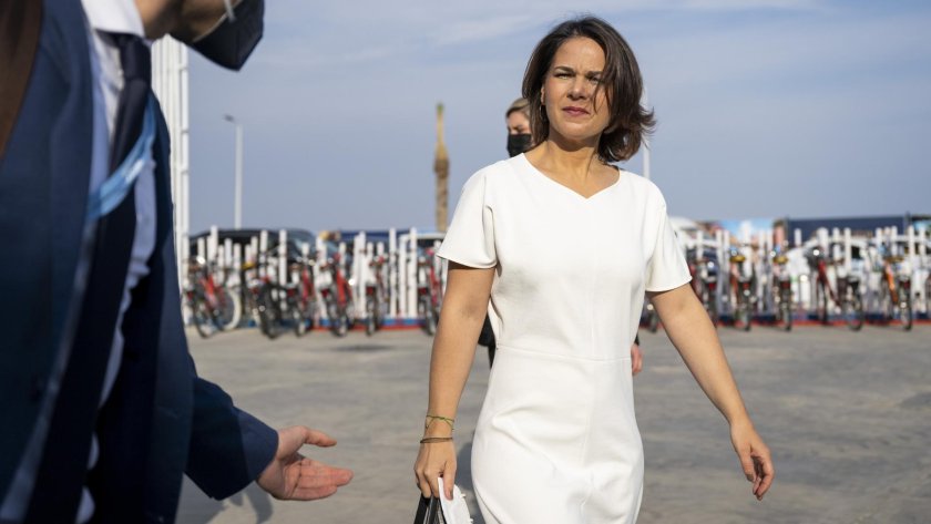 германската външна министърка неочаквано посещение киев