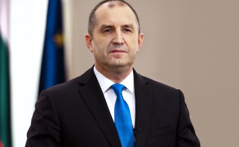 румен радев отива посещение рим