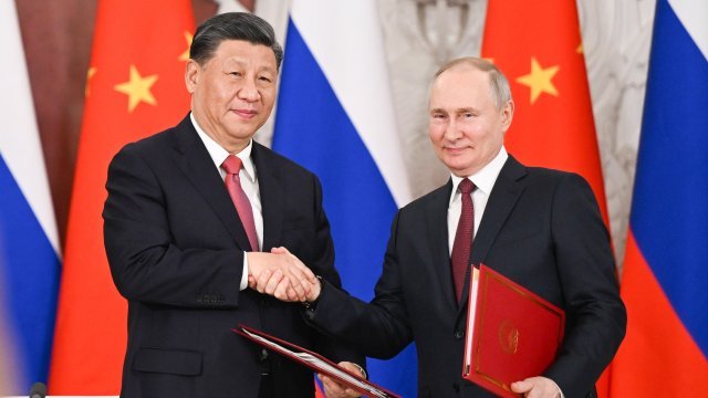 китай ефективен посредник решаването украинската криза