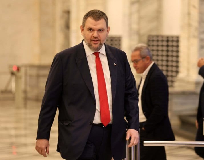 делян пеевски важният капитал хората министърът икономиката длъжен спаси ldquoел булгарикум фалит