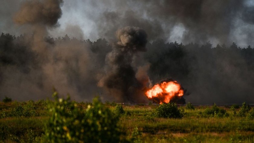 експлозия военен полигон чехия девет души пострадали
