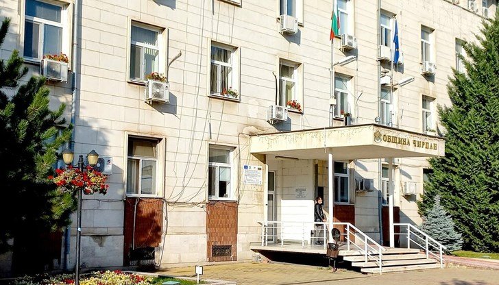 евакуация сигнал бомба община чирпан