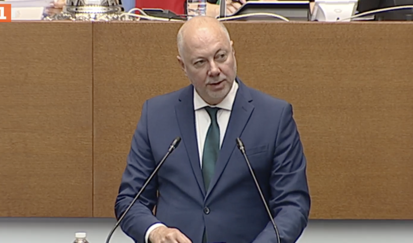 гледайте живо подкрепят депутатите кабинета желязков