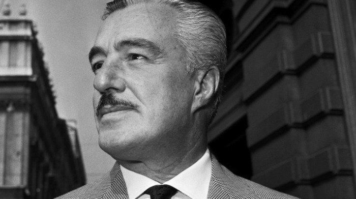 виторио сика красива жена истински радостна похвалиш ума