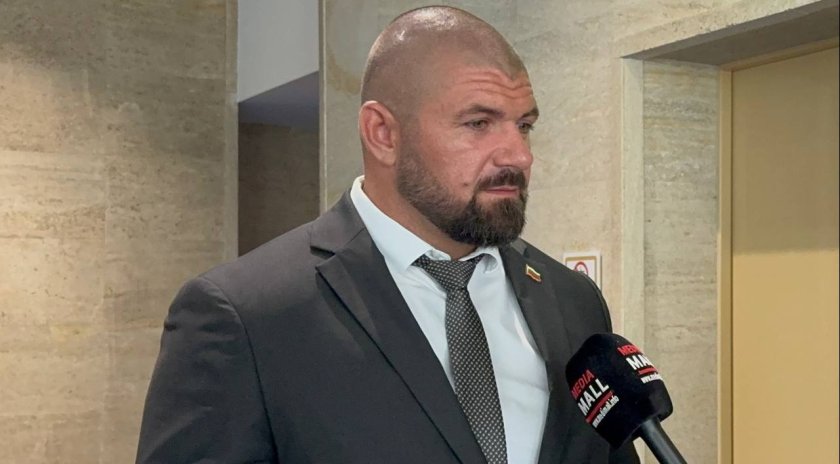 дарин георгиев ldquoвеличиеrdquo mediamall съм наемен убиец чужд шпионин видео