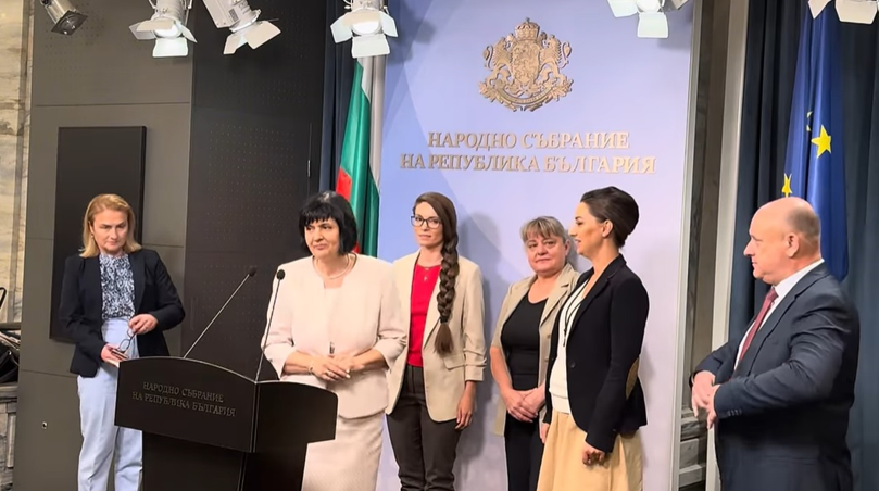 mediamall отцепниците bdquoвеличиеldquo внесоха законопроект едно изречение документ