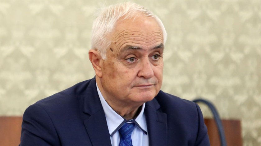 предоставяме нова помощ украйна докато българия гори