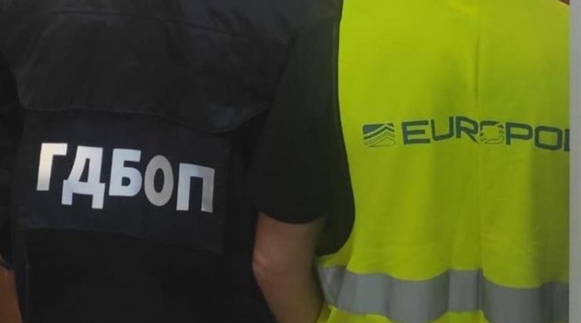 гдбоп румънската полиция разрки огранизирана престъпна мрежа трафик мигранти