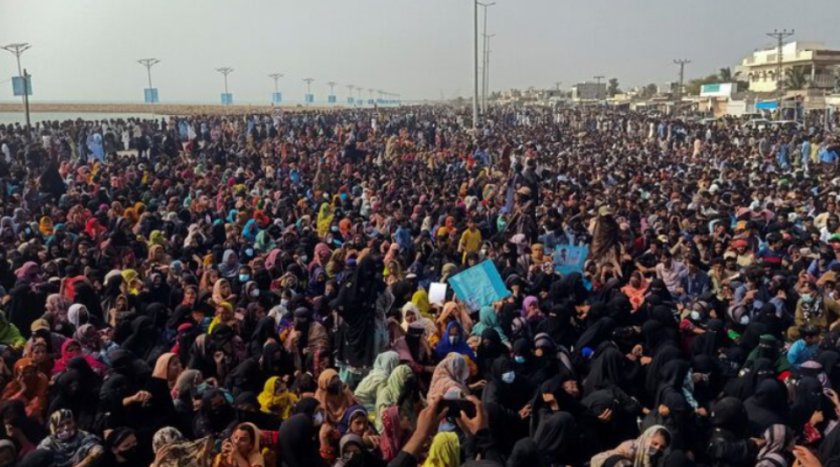 пакистанската армия протестиращи убили войник ранили гуадар