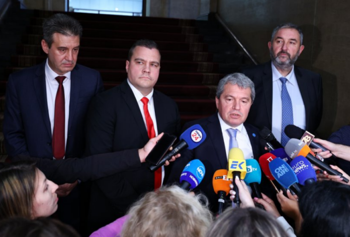 такъв народ среща възраждане