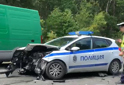 време работа пиян полицай катастрофира патрулка
