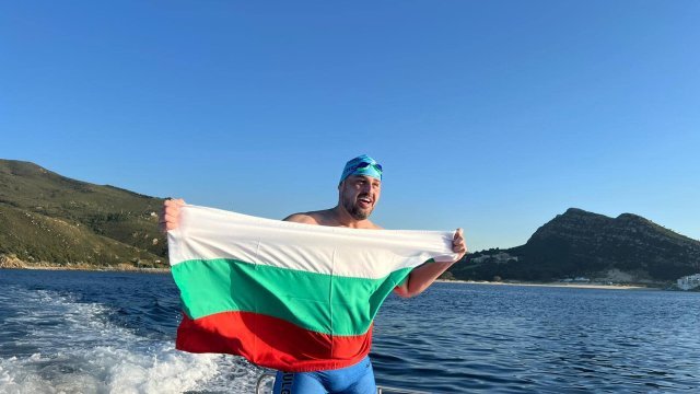 плувецът петър стойчев счупи продения рекорд