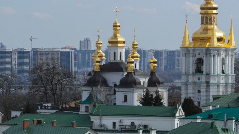 зеленски подписа законопроекта забрана украинска православна църква