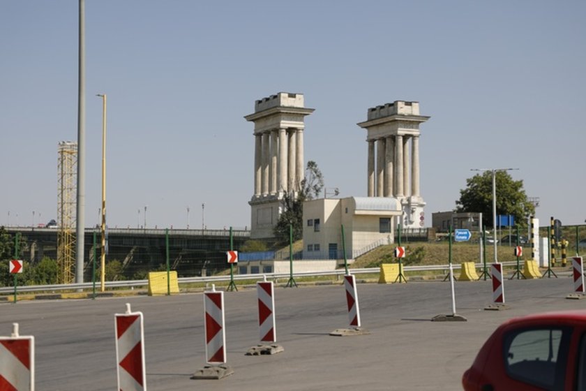 откриха нелегални мигранти каравана гкпп дунав мост