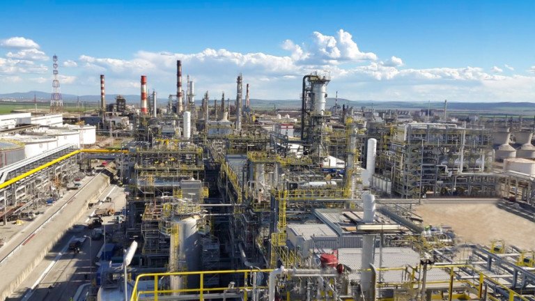 financial times ldquoлукойл нефтохимrdquo предстои продадена края годината