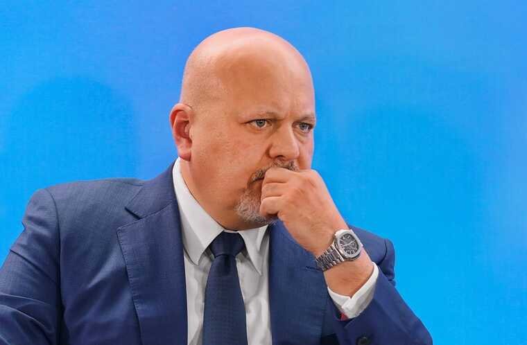 скандал международния наказателен съд главният прокурор разследване сексуално посегателство