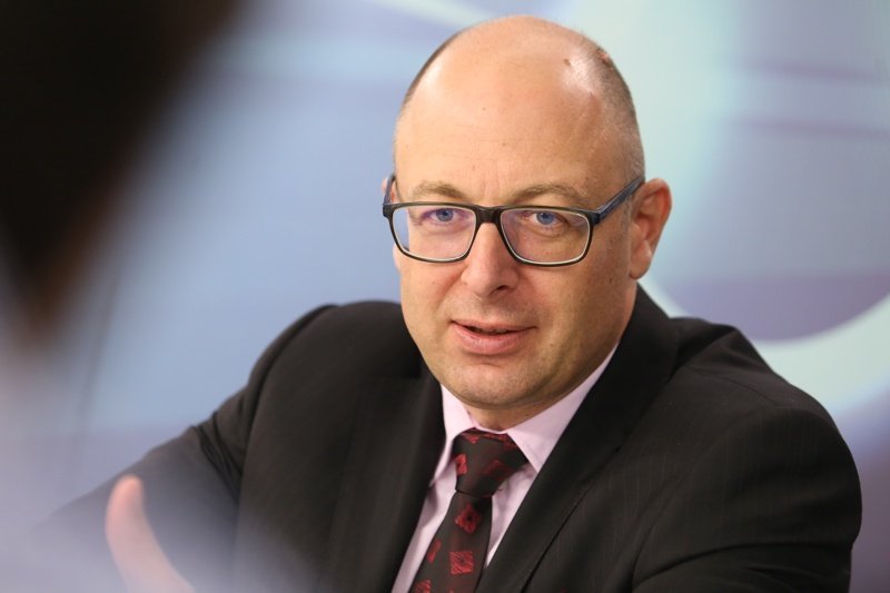 йордан божилов ключов въпрос постигнат мир украйна