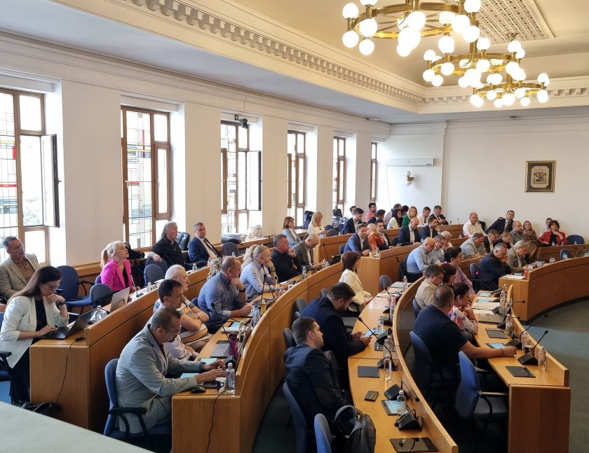 напрежение сос спорове бюджет транспорт инфраструктура