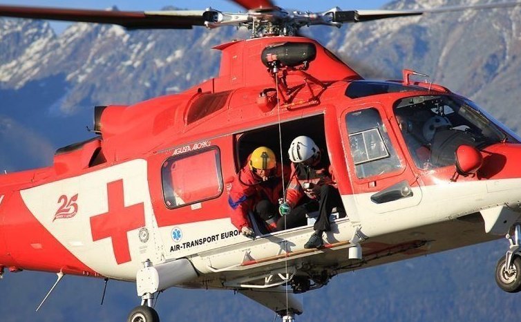 забавянето въздушните линейки наложим половин милион лева неустойки