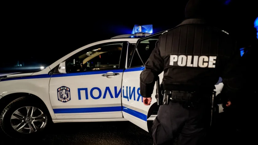 задържаха тримата осъществили бруталния грабеж автомобил