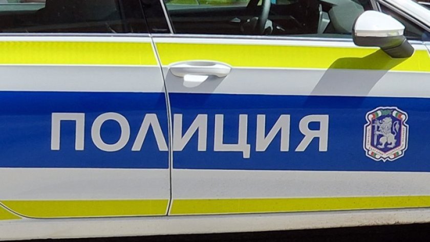 годишен обвинен нападение полицай етрополе