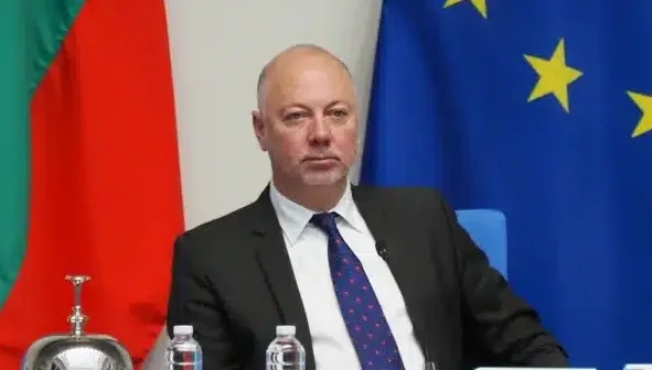 отстраниха росен желязков поста председател