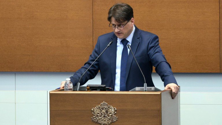 министър мариан бачев поставя сценичните изкуства центъра приоритетите министерството културата