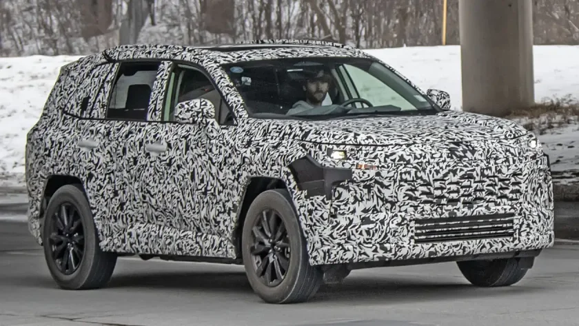 новата toyota rav4 голяма ефективна усъвършенстван хибрид
