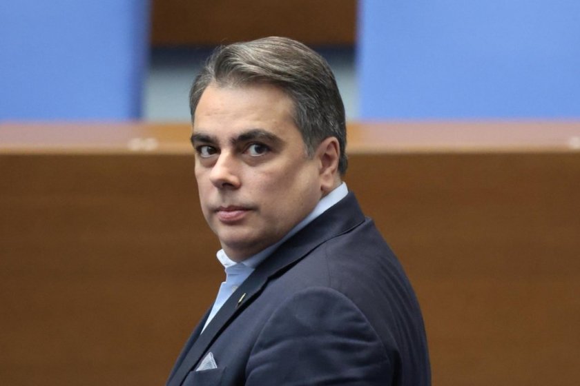 аналите живи асен василев имах жена нямаше вляза политиката