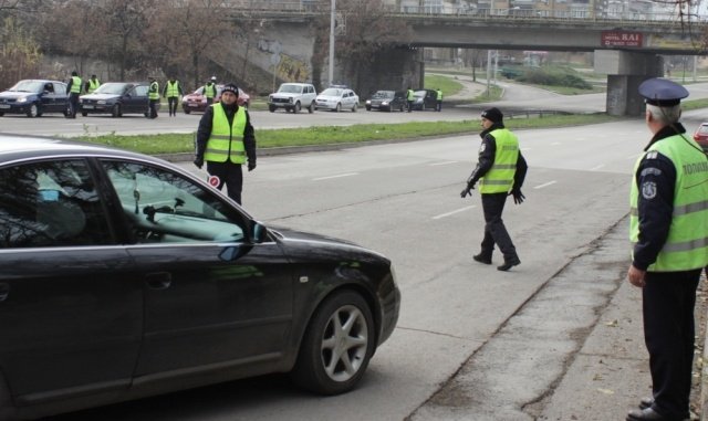 мвр възстанови проверките необозначени полицейски автомобили пътищата