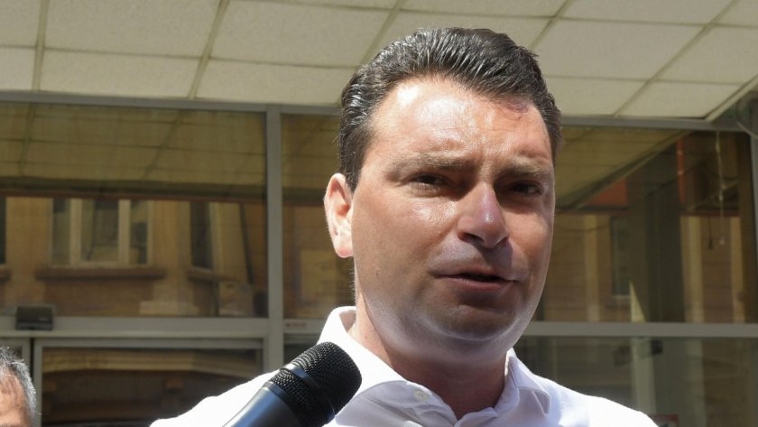 калоян паргов председателят бсп пръв сред равни