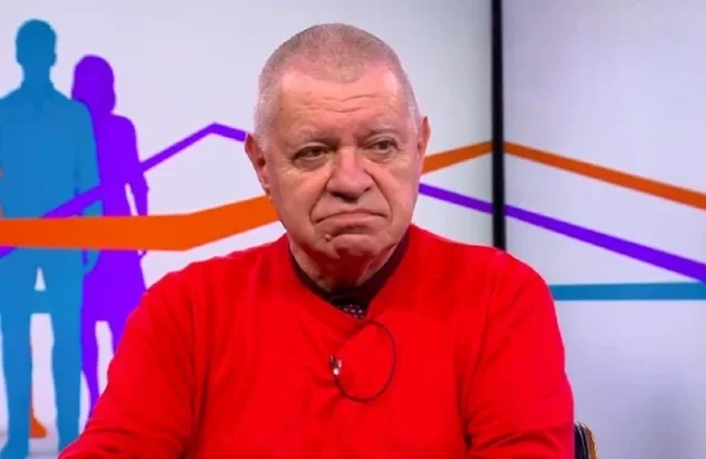 михаил константинов решението промени разпределението парламента